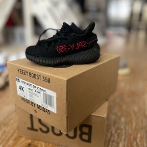 Yeezy Kids Black with Red Accent Boost 350 V2 Sneaker